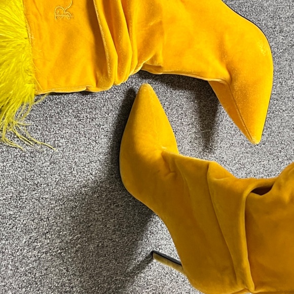 GSUWOO shop so real rare boots - Picture 3 of 7